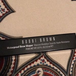 Bobbi Brown waterproof brow shaper - clear